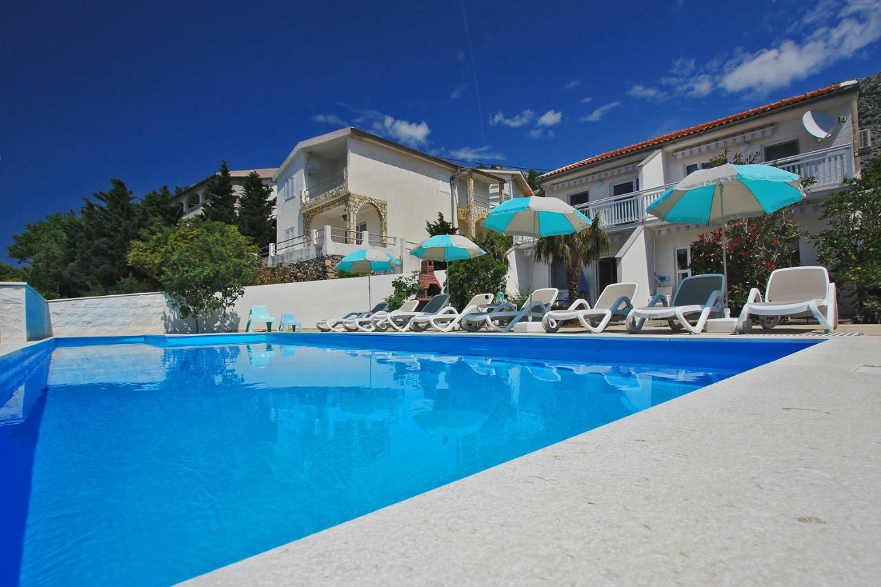 Beachfront Apartments Anita With Pool Karlobag Dış mekan fotoğraf