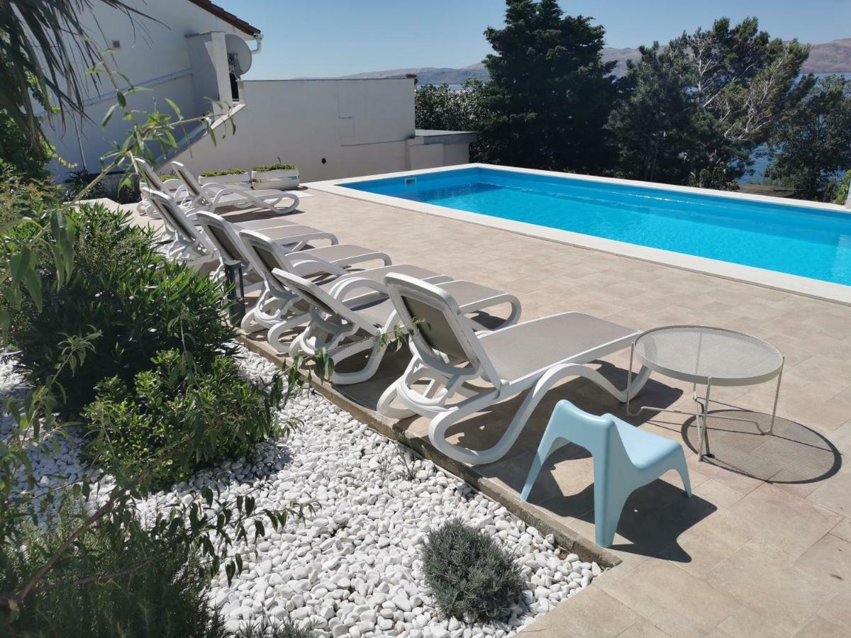 Beachfront Apartments Anita With Pool Karlobag Dış mekan fotoğraf