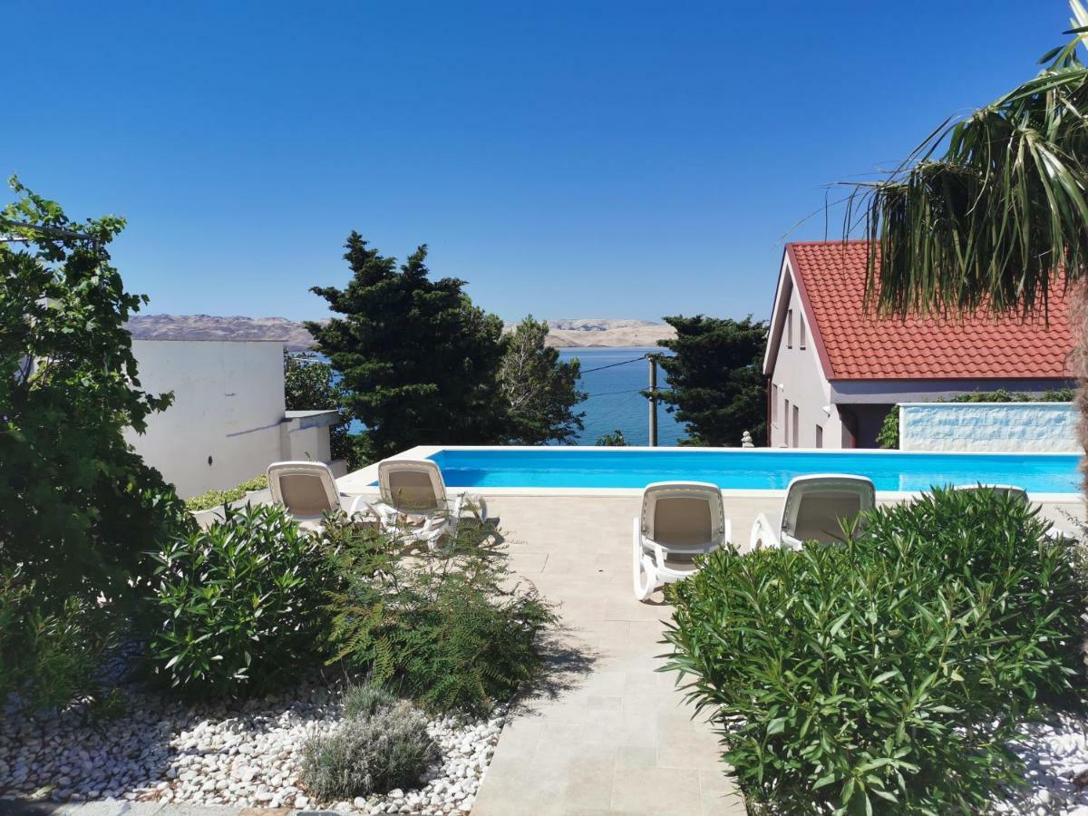 Beachfront Apartments Anita With Pool Karlobag Dış mekan fotoğraf