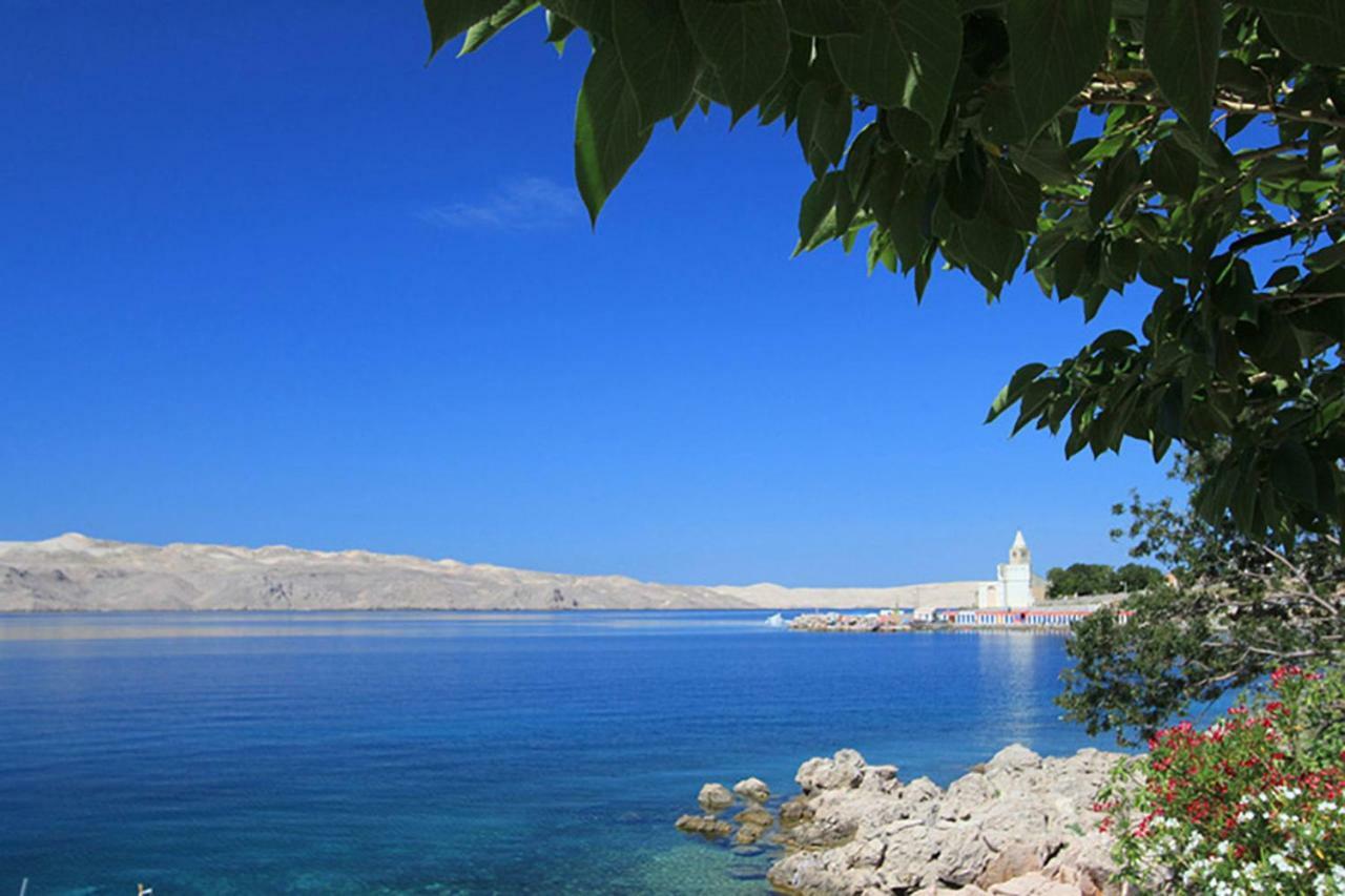 Beachfront Apartments Anita With Pool Karlobag Dış mekan fotoğraf